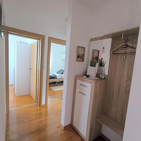 Apartment Leon