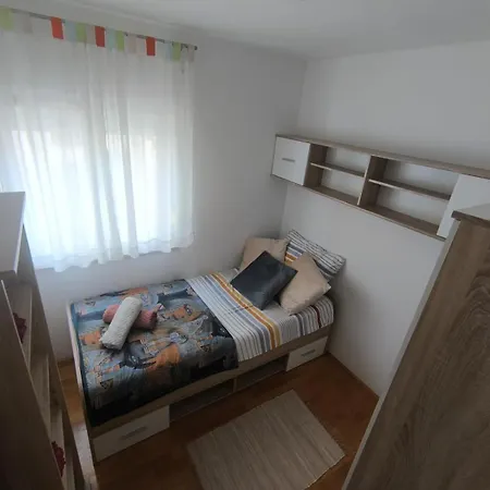 Apartment Leon